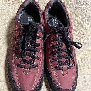 Clarks 9 1/2 shoes